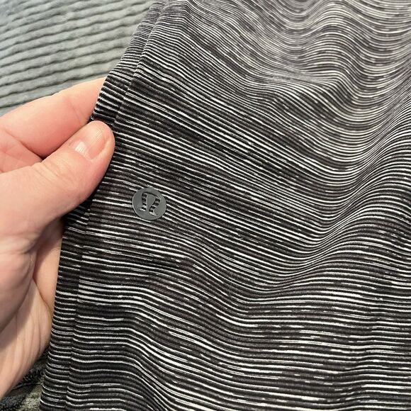 lululemon On The Fly Pant Woven Stripe Women’s Size 10 Elastic Waist Drawstring - Picture 2 of 10